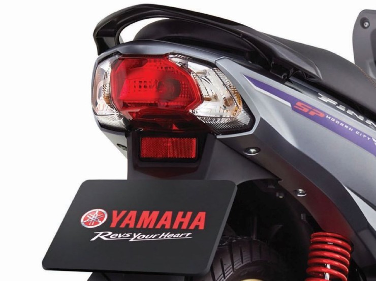 Xe số siêu tiết kiệm xăng Yamaha Finn 2025 có bản đặc biệt tuyệt đẹp - 2