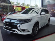 Tin tức ô tô - Giá xe Mitsubishi Outlander tháng 11/2024, lăn bánh giảm 50% phí trước bạ