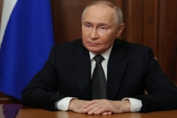 Ông Putin: Nga phóng tên lửa đạn đạo siêu vượt âm hoàn toàn mới vào Ukraine