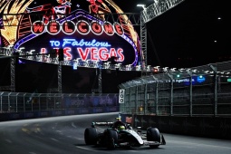 Thể thao - Đua xe F1, thử nghiệm Las Vegas GP: Mercedes đứng đầu, các ứng viên vô địch gặp khó