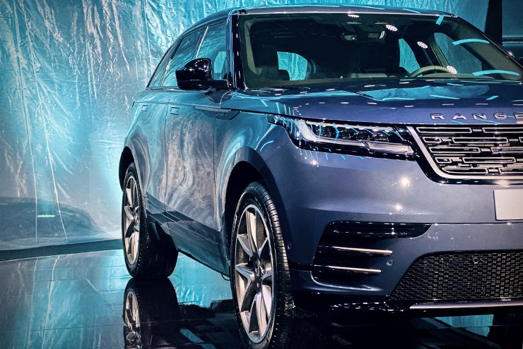 Land Rover Velar nâng cấp mới ra mắt tại Việt Nam, giá bán từ hơn 3,7 tỷ đồng - 6