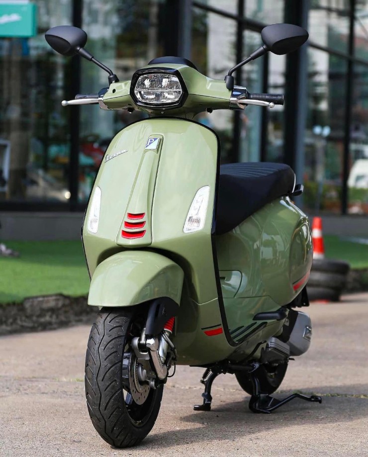 Bảng giá Vespa Sprint cuối tháng 11/2024, giảm ngay 2 triệu đồng - 5