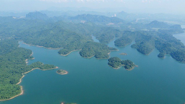 Vườn Quốc gia Bến En được hình thành sau khi sông Mực được chặn dòng năm 1977