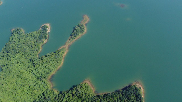 Vẽ đẹp hoang sơ, kỳ vĩ của Bến En