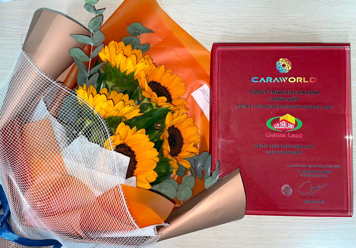 Golden Land hân hạnh là đơn vị giới thiệu và phân phối chính thức các sản phẩm mang thương hiệu CaraWorld đến quý khách hàng và nhà đầu tư