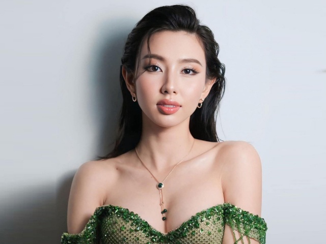 Thùy Tiên: 'Tôi không đủ xinh đẹp để gắn mác bình hoa di động'