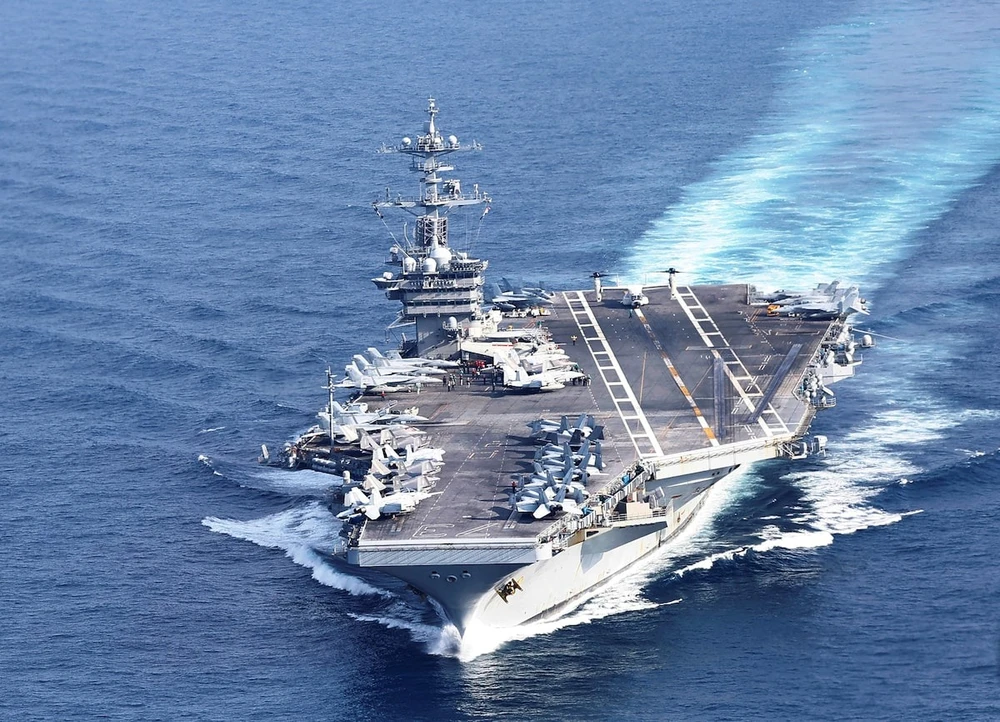 Tàu sân bay USS George Washington của Hải quân Mỹ. Ảnh: REUTERS