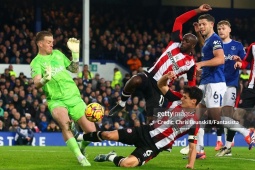 Bóng đá - Video bóng đá Everton - Brentford: 10 người run rẩy kiếm điểm (Ngoại hạng Anh)