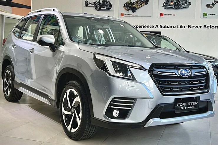 Chọn Mazda CX-5 hay Subaru Forester trong tầm giá dưới 1 tỷ đồng? - 1