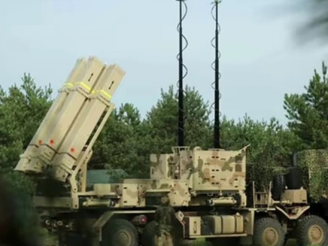 Ukraine nhận tin vui từ Đức, NATO họp khẩn về tên lửa Nga