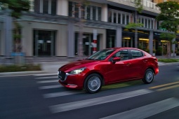 Tin tức ô tô - Giá xe Mazda2 niêm yết và lăn bánh tháng 11/2024