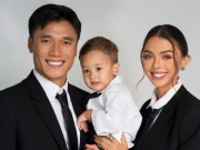 Đàn ông - Vợ chồng Bùi Tiến Dũng mừng con trai hai tuổi