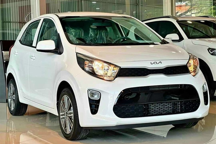 Những sedan cỡ nhỏ chưa đến 400 triệu đồng cho người mua xe lần đầu - 1