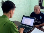 An ninh - Xã hội - U60 tóc bạc trắng dùng video nhạy cảm tống tiền vợ hờ U50