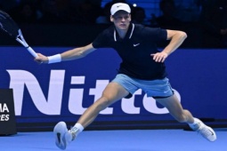 Sinner thành công rực rỡ mùa giải 2024, chỉ có Federer mới làm được