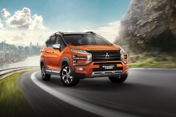 Tin tức ô tô - Mitsubishi Xpander Cross 2023 có đang &quot;ngáo giá&quot;?