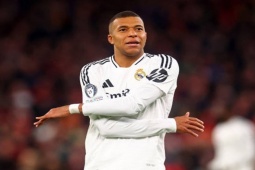 Mbappe lạc lối ở Real Madrid, chiếc áo số 9 lạ lẫm của siêu sao