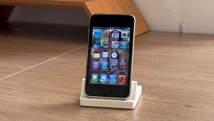 iPod touch 3 vẫn dùng tốt nhiều tính năng sau nhiều năm “ngủ yên”.