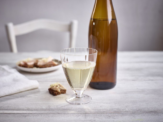 Rượu vang từ giống nho Riesling. Ảnh: European Commission