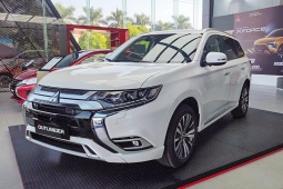 Tin tức ô tô - Mitsubishi Outlander hụt hơi về doanh số với các đối thủ khác