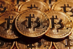 Bitcoin tăng như lên đồng, những người đầu tư trong tháng 11 giờ lãi bao nhiêu?