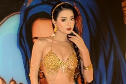 Thời trang - Bùi Khánh Linh khoe body với áo nhỏ xíu ở Miss Intercontinental