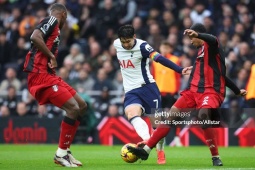 Bóng đá - Video bóng đá Tottenham - Fulham: Kịch tính thẻ đỏ &amp; rượt đuổi hiệp 2 (Ngoại hạng Anh)