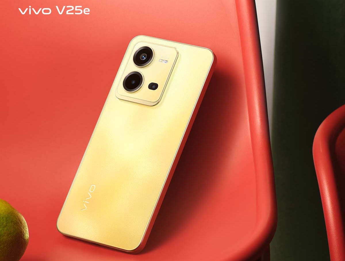 Vivo V25e.