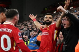 Bóng đá - Salah tuyên bố chuyện tương lai, Liverpool rơi cảnh &quot;tiến thoái lưỡng nan&quot;