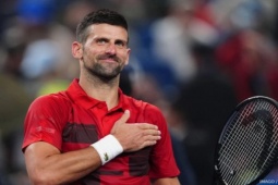 Djokovic buông lời "tuyên chiến" Alcaraz - Sinner - Zverev năm 2025