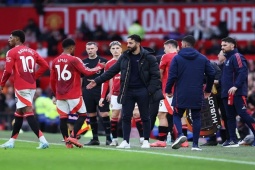 MU bất bại 7 trận: Arsenal - Man City đang chờ, tháng 12 khắc nghiệt với Amorim