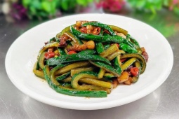 Ẩm thực - Cách làm dưa chuột xào thịt giòn ngon, ai cũng mê