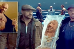 Tyson Fury "báo thù" Usyk, trận đấu không dành cho người yếu bóng vía