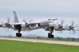 Nga trình làng máy bay ném bom Tu-95MSM nâng cấp