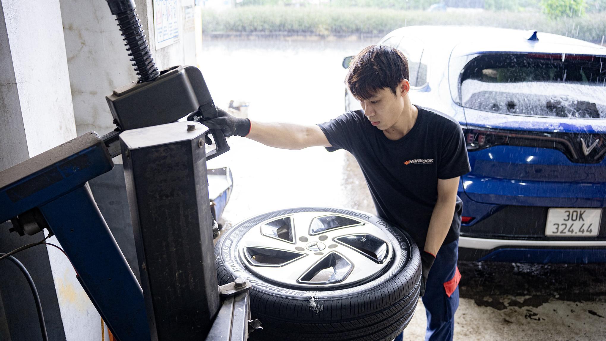Lốp xe điện Hankook iON evo: Cho "hổ mọc thêm cánh" - 2
