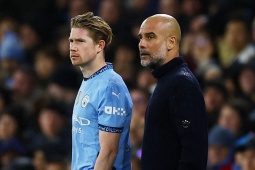 Pep Guardiola làm rõ tin đồn mâu thuẫn De Bruyne ở Man City thời khốn khó