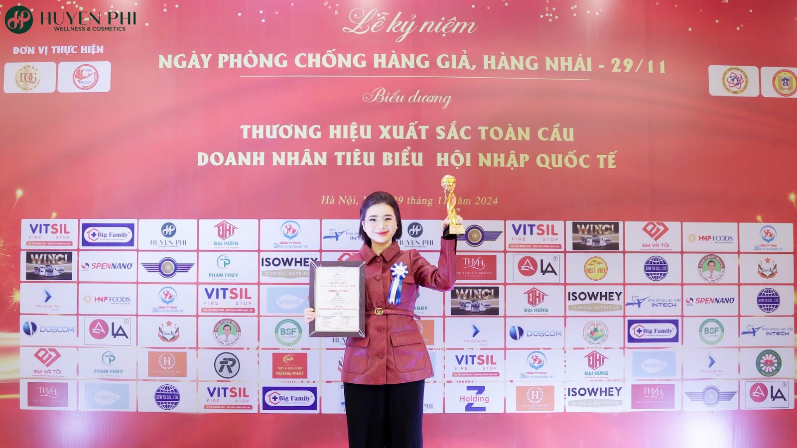 Huyền Phi Wellness &amp; Cosmetics tự hào sánh vai với các thương hiệu lớn khác tại Việt Nam