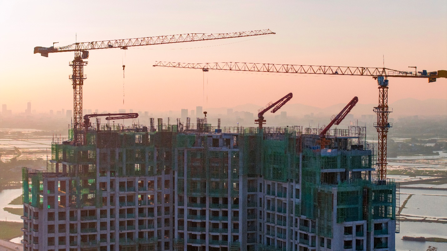 Dự án Central Park Residences đang băng băng về đích.