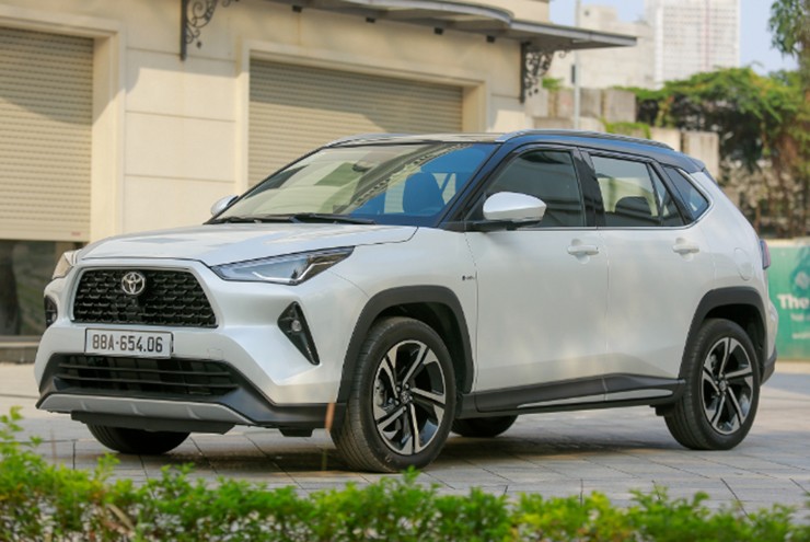 Toyota Yaris Cross: Ưu điểm nhiều đấy, nhưng hạn chế vẫn có - 1