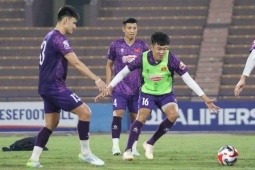 ĐT Việt Nam bị nghi ngờ, Thành Chung quả quyết sẽ “chiến” hết mình ở AFF Cup