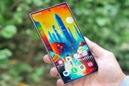 Galaxy S25 Slim và iPhone 17 Air: Ai mới là kẻ sao chép?