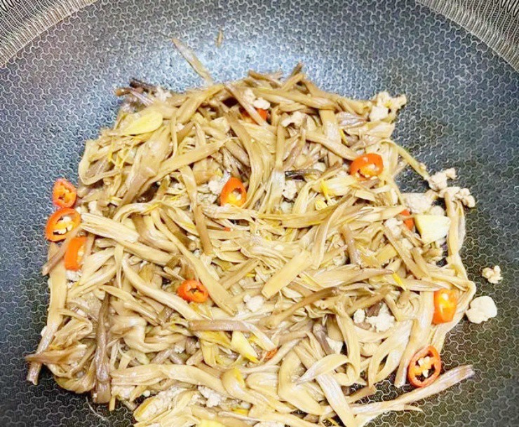 Loài hoa chứa chất độc có từ 2.000 năm trước, người Việt vẫn ăn ầm ầm - 4