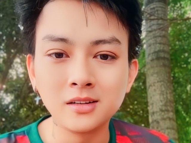 Hoài Lâm lộ diện sau tuyên bố tạm ngưng hoạt động