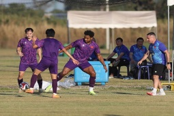 Bóng đá - Tiền đạo Xuân Son &quot;đá ma&quot; hiệu quả, ý tưởng ĐT Việt Nam học bài tủ của Arsenal