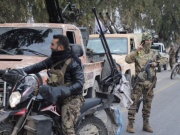 Thế giới - Damascus thất thủ: Thủ tướng Syria lên xe cùng quân nổi dậy