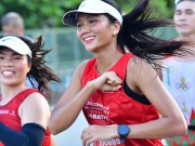 Thể thao - Hoa hậu H'Hen Nie tỏa sáng đường chạy marathon tại TP.HCM, lần đầu tiên vừa mệt vừa vui