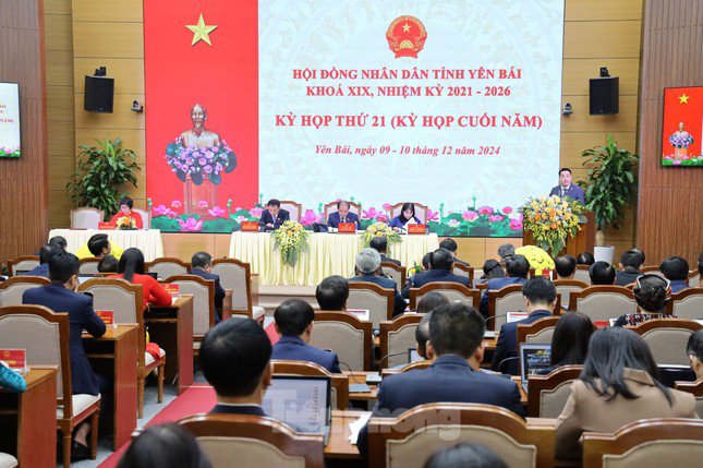 Kỳ họp thứ 21, HĐND tỉnh Yên Bái diễn ra trong 2 ngày 9 -10/12.