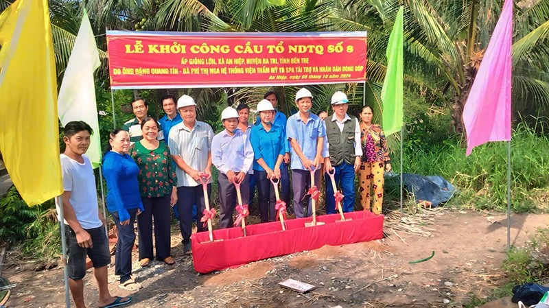 Khánh Thành Cầu Bến Đường Nước (tỉnh Bến Tre) Do Hệ Thống Viện Thẩm Mỹ YB Spa Tài Trợ - 2