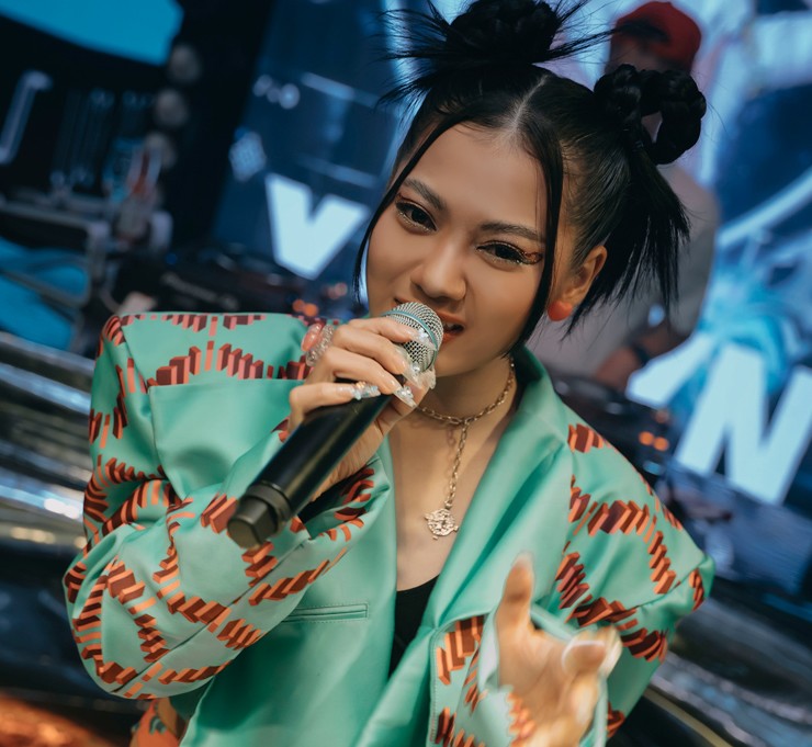 “Nếu muốn ăn quả ngọt phải gieo hạt mầm tốt” - câu danh ngôn được nữ ca sĩ tâm đắc