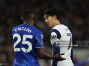 Bóng đá - Fan bức xúc Caicedo thoát thẻ, kiếm penalty giúp Chelsea hạ Tottenham
